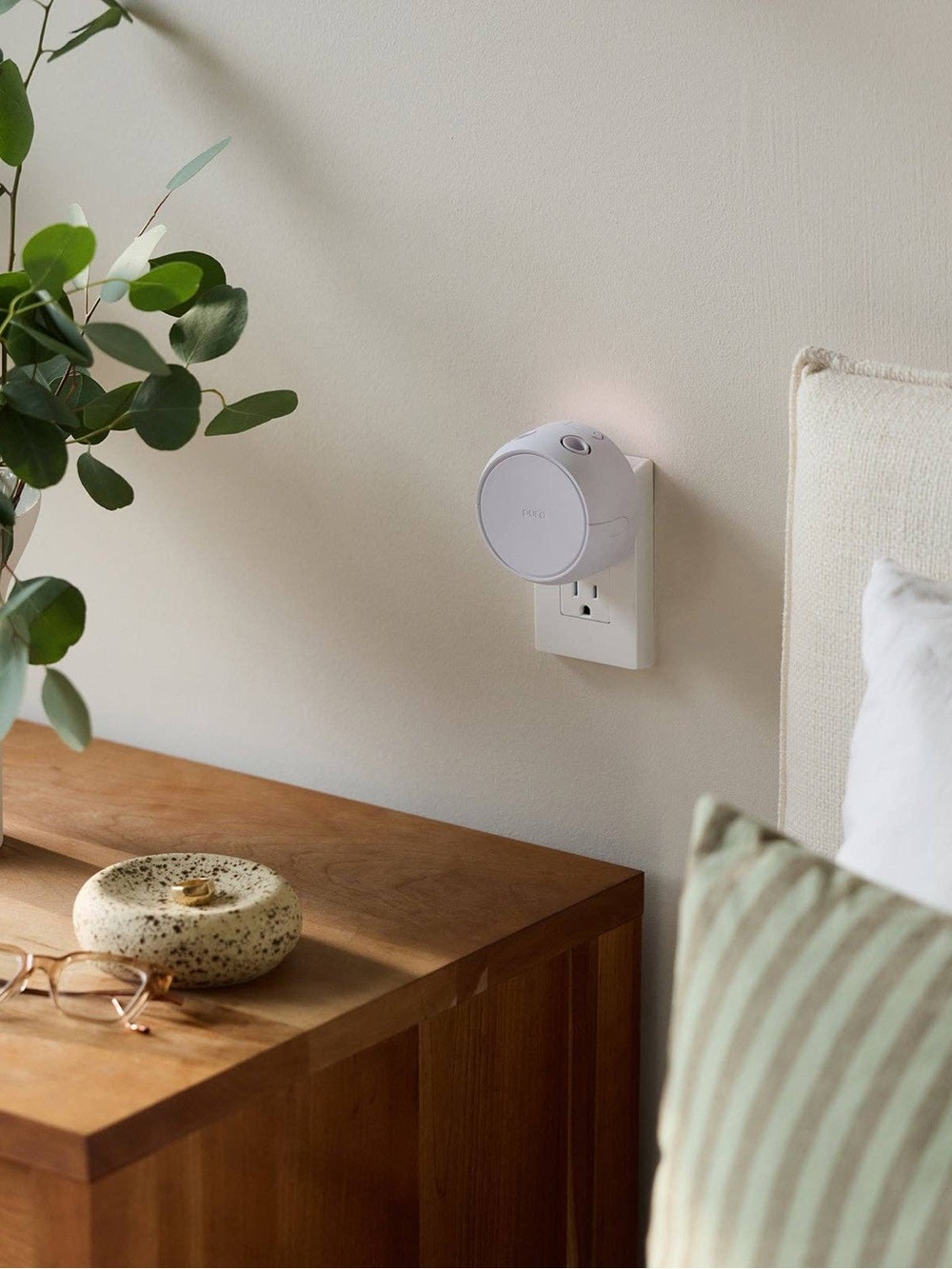 Pura Home V5 Home Fragrance Diffuser Device - Picture 5 of 6